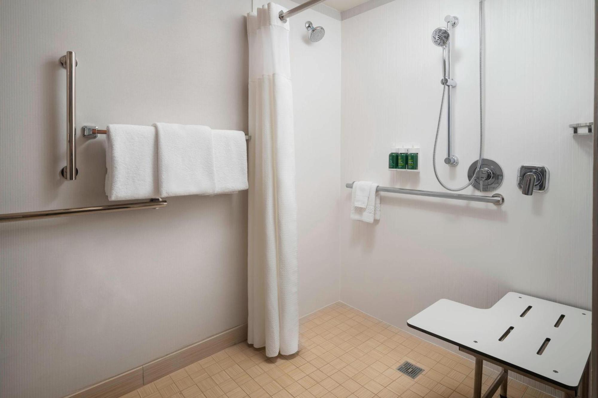 Courtyard By Marriott Phoenix Mesa Exterior photo