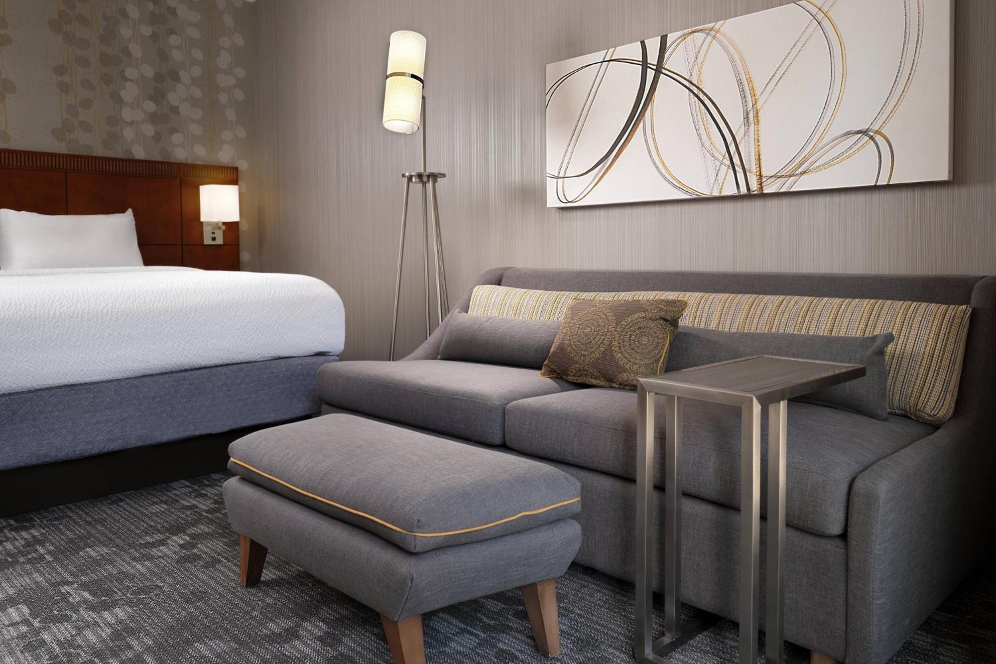 Courtyard By Marriott Phoenix Mesa Exterior photo